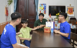 Vinamilk triển khai nhiều hoạt động chăm lo Tết cho người có công và người lao động