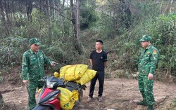 Bắt đối tượng vận chuyển hơn 265 kg xúc xích "bẩn” nhập lậu qua biên giới