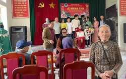 Ninh Bình: Cụ bà 80 tuổi không được nhận Giấy Mừng thọ, gia đình nghi do mâu thuẫn cá nhân