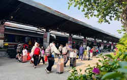 Sau Tết, nhiều gia đình bắt đầu bật "chế độ tiết kiệm"