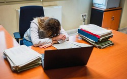 Hội chứng uể oải sau Tết: Khi tinh thần chưa sẵn sàng quay lại làm việc