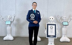 Pepper lập kỷ lục Guinness là robot hình người được sản xuất hàng loạt đầu tiên