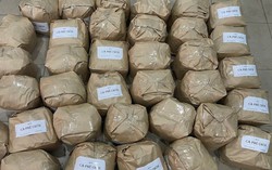 TPHCM: Tạm giữ nhiều mỹ phẩm, thực phẩm '3 không' chào bán trên mạng