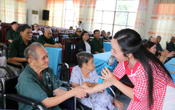 TPHCM: Mang xuân yêu thương đến với thương bệnh binh Long Đất