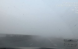 Sương mù dày, tạm cấm lưu thông một số đoạn cao tốc Cao Bồ - Mai Sơn - Quốc lộ 45 - Nghi Sơn