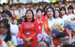 Luân chuyển, thay đổi hiệu trưởng: Cần thận trọng