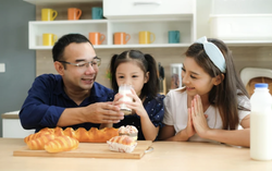 Bớt lo lắng để nuôi con nhẹ nhàng hơn