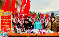 Tuyên truyền về bầu cử đại biểu Quốc hội và HĐND các cấp cho hội viên, phụ nữ biên giới