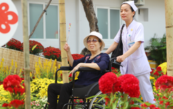 Đường hoa Xuân mang tinh thần sẻ chia tại Bệnh viện Chợ Rẫy