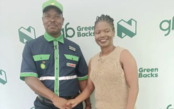 Hành động của nhân viên trạm xăng đã thay đổi cuộc đời một người phụ nữ