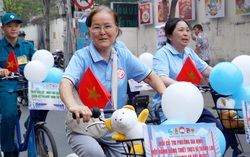 TPHCM: Sôi động tuyên truyền trước thềm ngày bầu cử