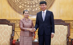 Đoàn đại biểu cấp cao Hội đồng Quốc gia Mặt trận Đoàn kết Phát triển Tổ quốc Campuchia chào xã giao lãnh đạo tỉnh Ninh Bình