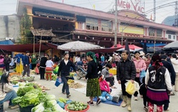 Chợ phiên Mèo Vạc: Điểm hẹn tình thân giữa lòng cao nguyên đá