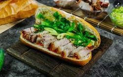 Khẩn trương điều tra vụ nghi ngộ độc bánh mì tại TPHCM