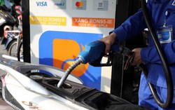 Xăng dầu đồng loạt tăng giá mạnh