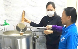 Những "lão bà" bền bỉ tham gia các hoạt động thiện nguyện