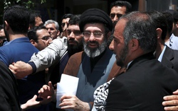 Con trai cố Đại giáo chủ Ali Khamenei trở thành lãnh đạo tối cao mới của Iran