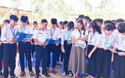 Lan tỏa tình yêu biển đảo đến hơn 3.000 cán bộ, nhân dân, học sinh tỉnh Lâm Đồng