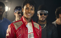 Jaafar Jackson khổ luyện 2 năm cho màn tái hiện "Ông hoàng nhạc Pop"