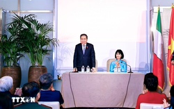 Chủ tịch Quốc hội: Đề nghị cộng đồng người Việt tại Italy tiếp tục giữ gìn bản sắc dân tộc