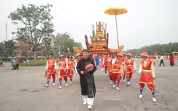 Hung Kings Commemoration Day - a sacred return to the roots