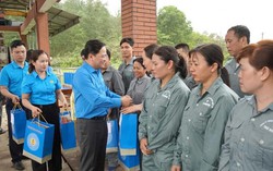 Sâu sát cơ sở, lấy đoàn viên, người lao động làm trung tâm