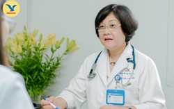 Chuyên gia kiên trì thuyết phục bệnh nhân thực hiện sinh thiết, phát hiện ung thư phổi hiếm gặp