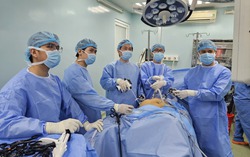 Cứu sống cụ bà bị xuất huyết ruột non hiếm gặp