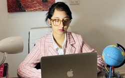 Thiếu nữ 15 tuổi "đánh thức" nụ cười của các bệnh nhi