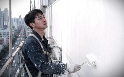 Viết tên em lên thành phố