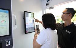 Từ đo chỉ số sức khỏe đến mua thuốc giao tận nơi: Trạm Công dân số TPHCM nâng trải nghiệm y tế cho người dân