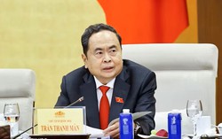 Ủy ban Thường vụ Quốc hội cho ý kiến về dự thảo Nghị quyết giảm thuế xăng, dầu