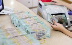 Ngành ngân hàng quý I/2026: Lợi nhuận tăng mạnh, nợ xấu lộ diện