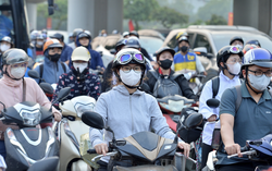 Hà Nội chưa xem xét cấm xe máy xăng ở vùng lõi Hoàn Kiếm
