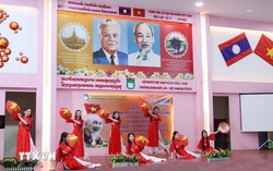 Bilingual school promotes President Ho Chi Minh’s moral example among younger generations in Laos