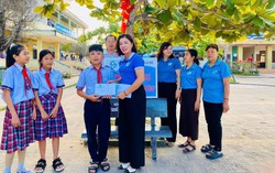 Quảng Ngãi: Mô hình "Ghế đá học đường" chào mừng Đại hội Phụ nữ toàn quốc XIV