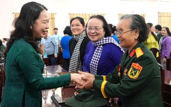 Xúc động buổi Họp mặt Hội Phụ nữ giải phóng Khu Đông Nam bộ lần thứ 26