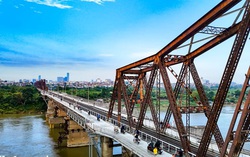 Hà Nội: Chính thức thông xe cây cầu hơn 120 năm tuổi sau 2 tháng sửa chữa
