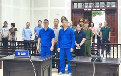 Đưa và nhận hối lộ, mua bán trái phép hóa đơn, 3 bị cáo lĩnh tổng cộng gần 30 năm tù giam