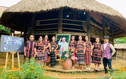 Hơn 100 nghệ nhân, người dân 16 dân tộc tham gia chuỗi hoạt động "Bác Hồ trong trái tim đồng bào"