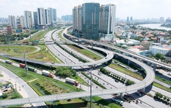 Tháo gỡ "nút thắt" giải ngân đầu tư công: Áp lực lớn từ mục tiêu tăng trưởng