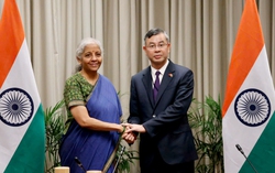 Bộ trưởng Ngô Văn Tuấn hội đàm với Bộ trưởng Tài chính Ấn Độ Nirmala Sitharaman