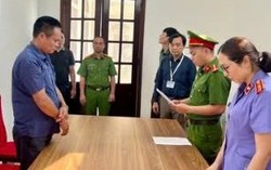 Bắt cán bộ địa chính nhận 250 triệu đồng "chạy" sổ đỏ