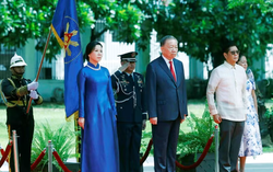 Lễ đón Tổng Bí thư, Chủ tịch nước Tô Lâm và Phu nhân thăm cấp Nhà nước tới Philippines