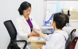 Người phụ nữ bất ngờ phát hiện nhiều bệnh lý phụ khoa ở tuổi 64