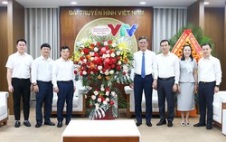 Phó Chủ tịch UBTƯ MTTQ Việt Nam Trần Thắng thăm, chúc mừng các cơ quan báo chí