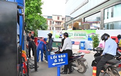 Giá xăng dầu giảm mạnh, xăng E10RON95-III chính thức có giá cơ sở