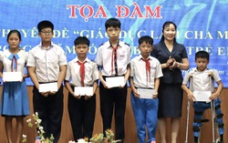 Quảng Ngãi: Chia sẻ giải pháp nâng cao chất lượng giáo dục làm cha mẹ vì sự phát triển của trẻ em