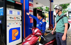 Giá xăng dầu đồng loạt giảm, xăng E10RON95-III xuống còn 19.916 đồng