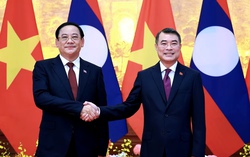 Thủ tướng Lê Minh Hưng chủ trì lễ đón chính thức Thủ tướng Lào Sonexay Siphandone